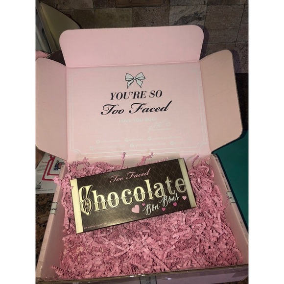 Too faced chocolate eye shadow palette - Picture 1 of 2